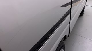 Used 2021 Maruti Suzuki Eeco AC 5 STR Petrol Manual dents MINOR DENT