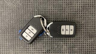 Used 2015 Honda City [2014-2017] VX CVT Petrol Automatic extra CAR KEY VIEW