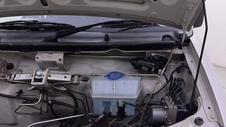 Used 2021 Maruti Suzuki Eeco AC 5 STR Petrol Manual engine ENGINE LEFT SIDE HINGE & APRON VIEW