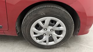 Used 2017 Hyundai Grand i10 [2017-2020] Sportz (O) 1.2 kappa VTVT Petrol Manual tyres RIGHT FRONT TYRE RIM VIEW