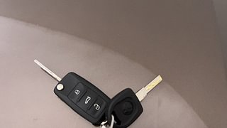 Used 2017 Volkswagen Ameo [2017-2020] Highline Plus 1.5L AT (D) Diesel Automatic extra CAR KEY VIEW