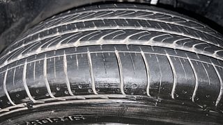 Used 2022 Tata Nexon XM S Petrol Petrol Manual tyres RIGHT FRONT TYRE TREAD VIEW