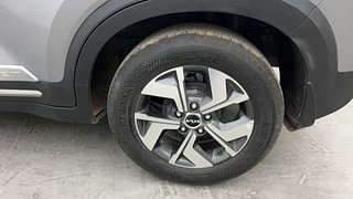 Used 2021 Kia Sonet HTX Plus 1.5 Diesel Manual tyres LEFT REAR TYRE RIM VIEW