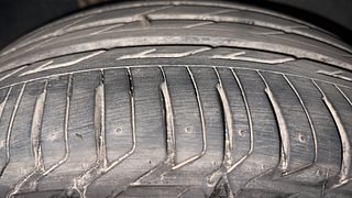 Used 2021 Skoda Kushaq Style 1.0L TSI MT Petrol Manual tyres RIGHT FRONT TYRE TREAD VIEW