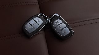 Used 2018 Hyundai Creta [2018-2020] 1.6 SX AT Diesel Automatic extra CAR KEY VIEW