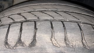 Used 2018 Hyundai Creta [2018-2020] 1.6 SX AT Diesel Automatic tyres RIGHT REAR TYRE TREAD VIEW