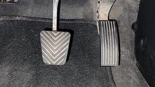 Used 2022 Hyundai Venue SX (O) 1.0 Turbo iMT Petrol Manual interior PEDALS VIEW