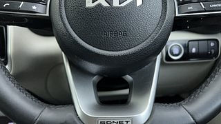 Used 2021 Kia Sonet HTX 1.0 iMT Petrol Manual top_features Airbags