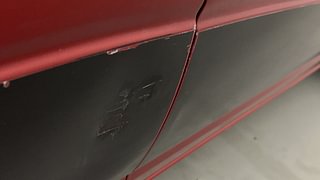 Used 2018 Renault Kwid [2015-2019] RXT Petrol Manual dents MINOR DENT
