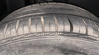 Used 2015 Volkswagen Polo [2014-2020] Highline 1.5 (D) Diesel Manual tyres RIGHT REAR TYRE TREAD VIEW