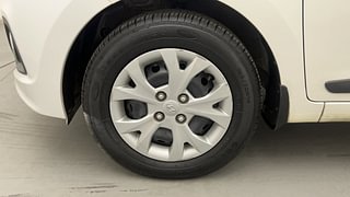 Used 2016 Hyundai Grand i10 Sportz 1.2 Kappa VTVT Petrol Manual tyres LEFT FRONT TYRE RIM VIEW