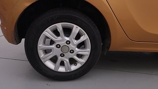 Used 2017 Tata Tiago [2016-2020] Revotron XZA AMT Petrol Automatic tyres RIGHT REAR TYRE RIM VIEW
