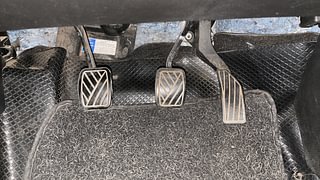 Used 2018 Maruti Suzuki Vitara Brezza [2016-2020] ZDi Plus Diesel Manual interior PEDALS VIEW