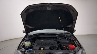 Used 2017 Volkswagen Ameo [2017-2020] Highline Plus 1.5L AT (D) Diesel Automatic engine ENGINE & BONNET OPEN FRONT VIEW