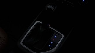 Used 2018 Hyundai Creta [2018-2020] 1.6 SX AT Diesel Automatic interior GEAR  KNOB VIEW