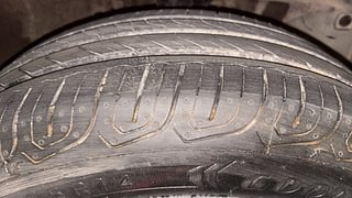 Used 2013 Honda Brio [2011-2016] S MT Petrol Manual tyres RIGHT FRONT TYRE TREAD VIEW