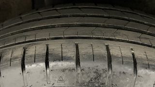 Used 2017 Maruti Suzuki Baleno [2015-2019] Zeta Petrol Petrol Manual tyres RIGHT REAR TYRE TREAD VIEW