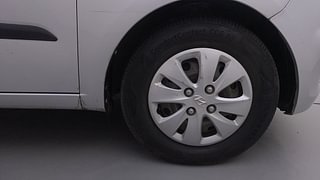 Used 2012 Hyundai i10 [2010-2016] Magna 1.2 Petrol Petrol Manual tyres RIGHT FRONT TYRE RIM VIEW