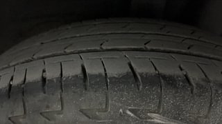 Used 2017 Hyundai Grand i10 [2017-2020] Sportz (O) 1.2 kappa VTVT Petrol Manual tyres LEFT REAR TYRE TREAD VIEW