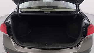 Used 2019 Maruti Suzuki Ciaz Alpha AT Petrol Petrol Automatic interior DICKY INSIDE VIEW
