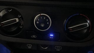 Used 2023 Hyundai Aura SX 1.2 CNG Petrol+cng Manual top_features Air conditioner