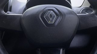Used 2020 Renault Kwid [2015-2019] 1.0 RXT AMT Opt Petrol Automatic top_features Airbags
