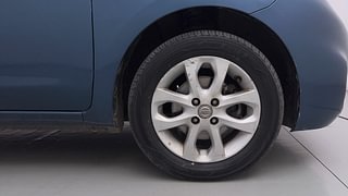 Used 2014 Nissan Micra [2013-2020] XV CVT Petrol Automatic tyres RIGHT FRONT TYRE RIM VIEW