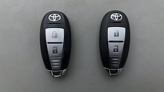 Used 2022 Toyota Urban Cruiser Mid Grade AT Petrol Automatic extra CAR KEY VIEW