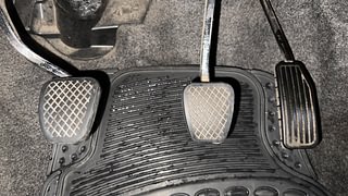 Used 2012 Honda Brio [2011-2016] S MT Petrol Manual interior PEDALS VIEW