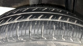 Used 2018 Renault Kwid [2015-2019] RXT Petrol Manual tyres RIGHT REAR TYRE TREAD VIEW