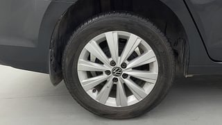 Used 2023 Volkswagen Virtus Highline 1.0 TSI AT Petrol Automatic tyres RIGHT REAR TYRE RIM VIEW