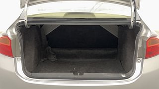 Used 2015 Honda City [2014-2017] VX CVT Petrol Automatic interior DICKY INSIDE VIEW