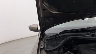 Used 2017 Volkswagen Ameo [2017-2020] Highline Plus 1.5L AT (D) Diesel Automatic engine ENGINE RIGHT SIDE HINGE & APRON VIEW