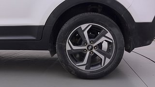 Used 2018 Hyundai Creta [2018-2020] 1.6 SX AT Diesel Automatic tyres LEFT REAR TYRE RIM VIEW