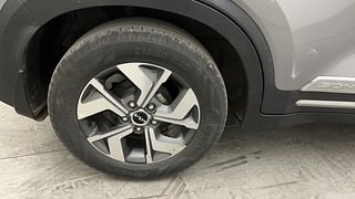 Used 2021 Kia Sonet HTX Plus 1.5 Diesel Manual tyres RIGHT REAR TYRE RIM VIEW