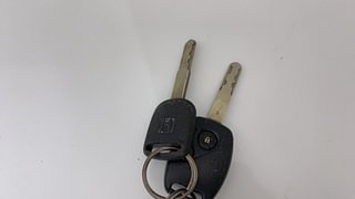 Used 2018 Honda Brio [2017-2018] VX MT Petrol Manual extra CAR KEY VIEW