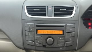 Used 2013 Maruti Suzuki Ertiga [2012-2015] Vxi Petrol Manual top_features Integrated (in-dash) music system