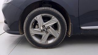 Used 2021 Hyundai Verna SX IVT Petrol Petrol Automatic tyres LEFT FRONT TYRE RIM VIEW