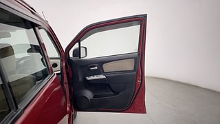 Used 2015 Maruti Suzuki Wagon R 1.0 [2010-2019] VXi Petrol Manual interior RIGHT FRONT DOOR OPEN VIEW