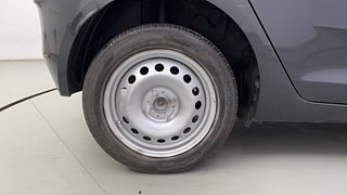 Used 2021 Tata Altroz XT 1.2 Petrol Manual tyres RIGHT REAR TYRE RIM VIEW