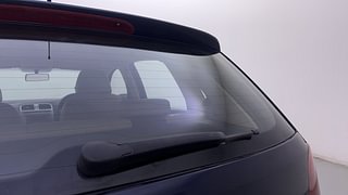 Used 2014 Volkswagen Polo [2010-2014] Highline1.2L (P) Petrol Manual top_features Rear wiper