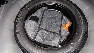 Used 2023 Hyundai New i20 Asta (O) 1.2 MT Petrol Manual tyres SPARE TYRE VIEW
