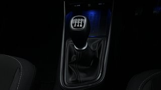 Used 2023 Hyundai New i20 Asta (O) 1.2 MT Petrol Manual interior GEAR  KNOB VIEW