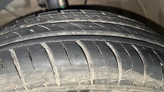 Used 2023 Maruti Suzuki Swift VXI Petrol Manual tyres LEFT FRONT TYRE TREAD VIEW