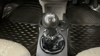 Used 2014 Chevrolet Spark [2012-2017] LS 1.0 Petrol Manual interior GEAR  KNOB VIEW