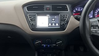 Used 2019 Hyundai Elite i20 [2018-2020] Sportz Plus 1.2 Petrol Manual interior MUSIC SYSTEM & AC CONTROL VIEW