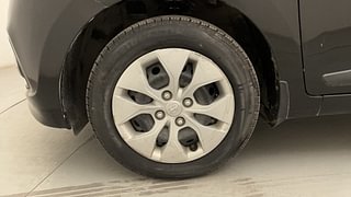 Used 2014 Hyundai Xcent [2014-2017] S Petrol Petrol Manual tyres LEFT FRONT TYRE RIM VIEW