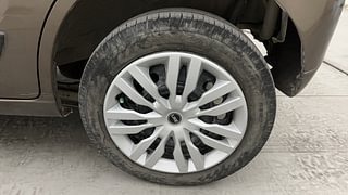Used 2016 Maruti Suzuki Wagon R 1.0 [2015-2019] VXi (O) AMT Petrol Automatic tyres LEFT REAR TYRE RIM VIEW