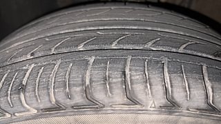 Used 2014 Volkswagen Polo [2010-2014] Highline1.2L (P) Petrol Manual tyres LEFT FRONT TYRE TREAD VIEW