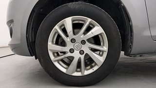 Used 2013 Maruti Suzuki Swift [2011-2017] ZDi Diesel Manual tyres LEFT FRONT TYRE RIM VIEW